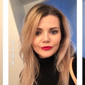 Meet your Posher, Vicki